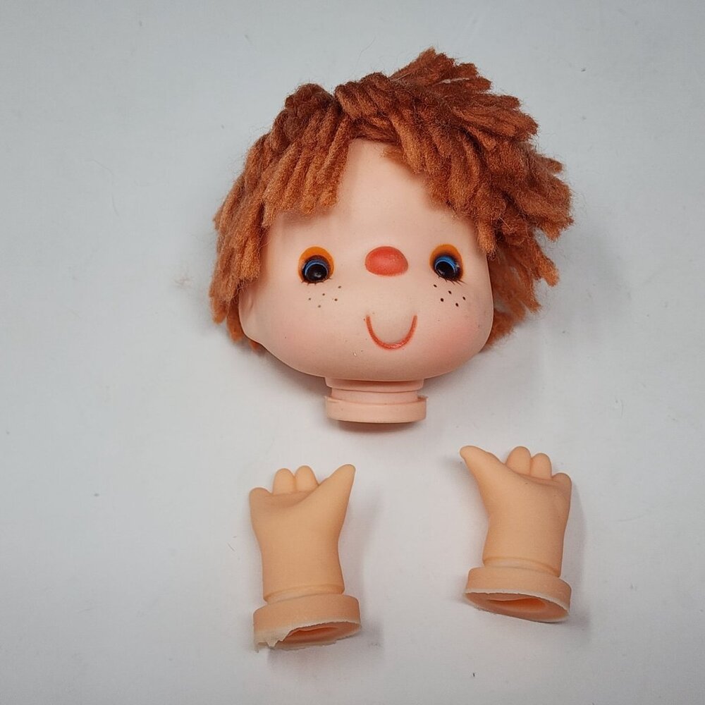 Doll Head Hands Plastic Brown Yarn Hair Blue Eyes Freckles Vintage Ice Cream 2.5 - Picture 6 of 6